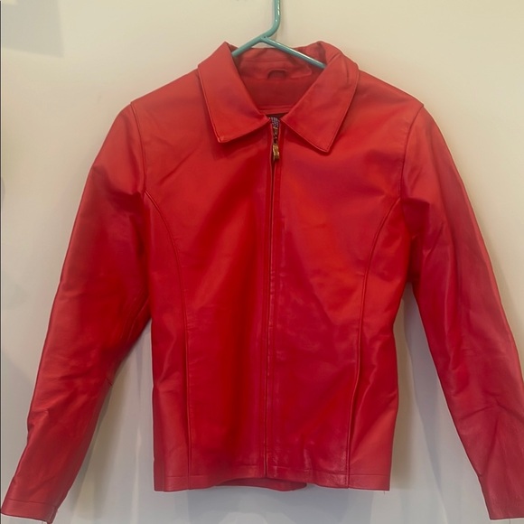 Ferrari Red and Yellow leather  jacket with Iconic Branding zip front like new - Picture 4 of 6
